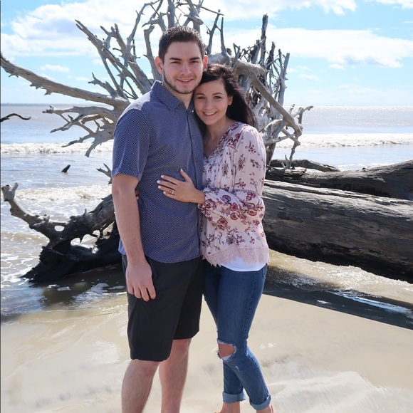 Meet your Posher, Kezia - Picture 3 of 3